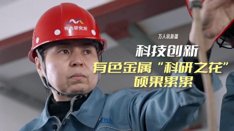 企业在选择OA协同办公系统时，应综合考虑以下因素：
